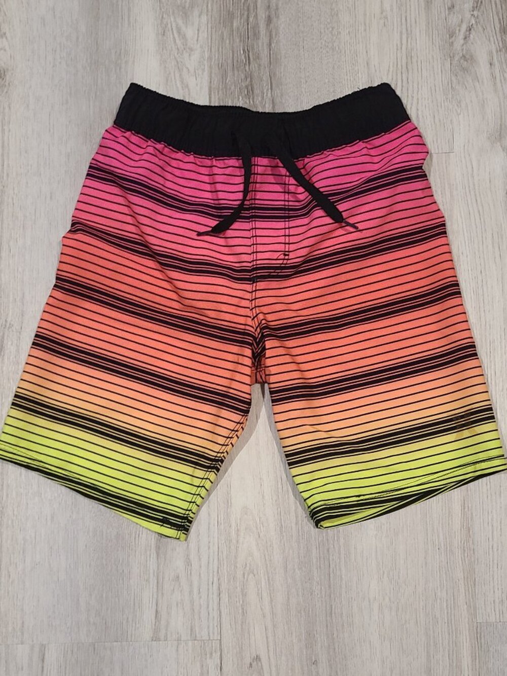 Kids Hurley Swim Trunks Size 5/6
